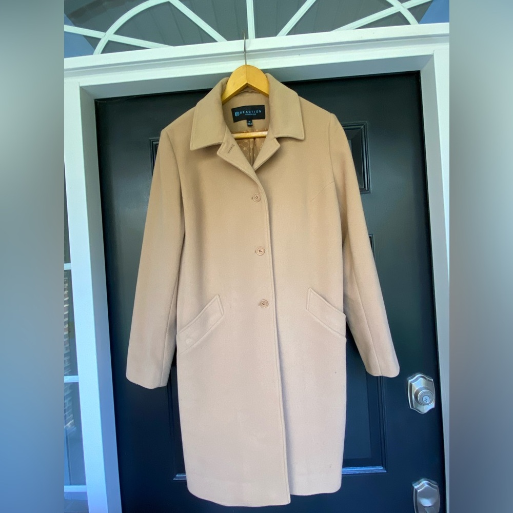 Kenneth ColeWomen's Camel Trench Coat